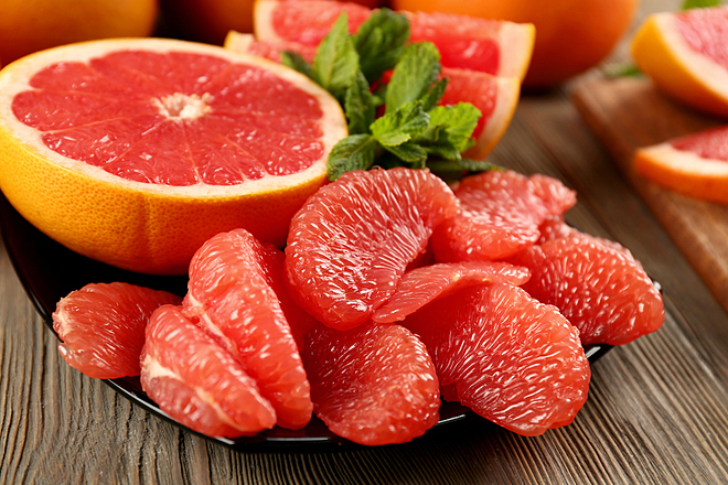 grapefruit-will-help-you-lose-6753-9080-1584618471